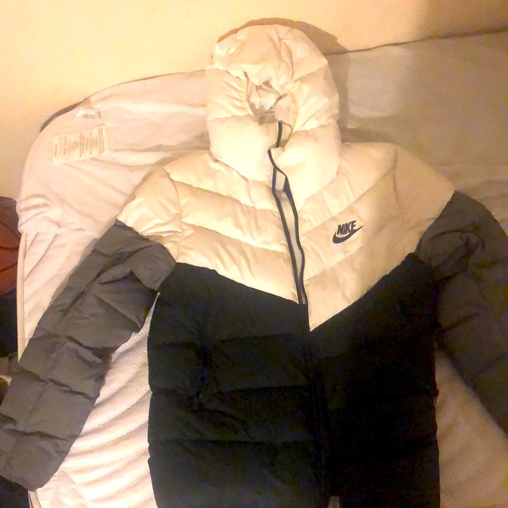 NIKE BUBBLE JACKET